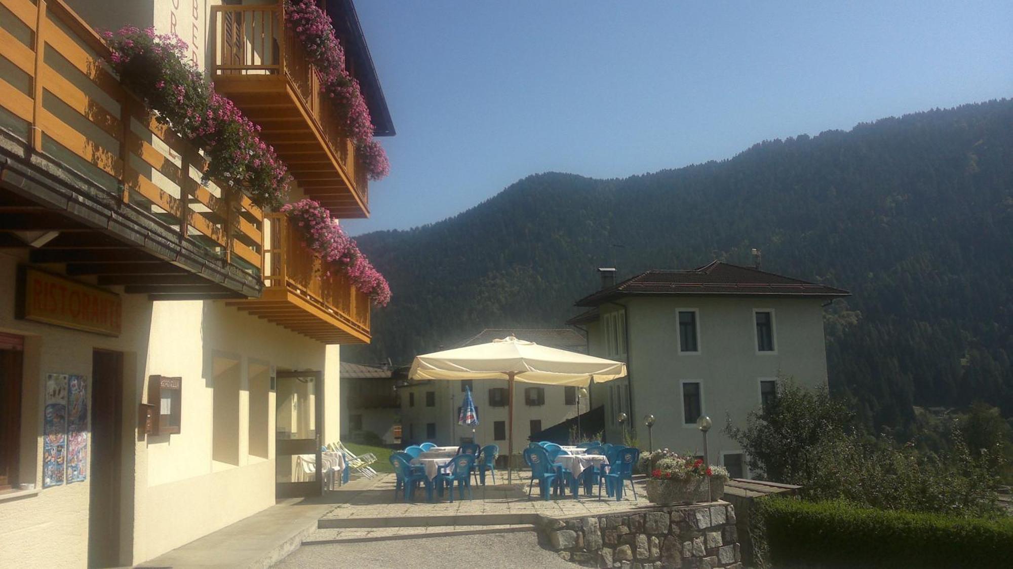 Hotel Serenella Канале-Сан-Бово Экстерьер фото